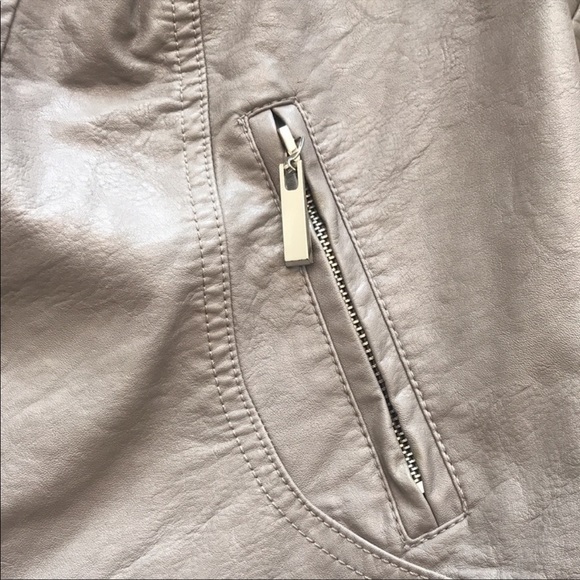 Apt. 9 Jacket Size Large - Picture 9 of 12